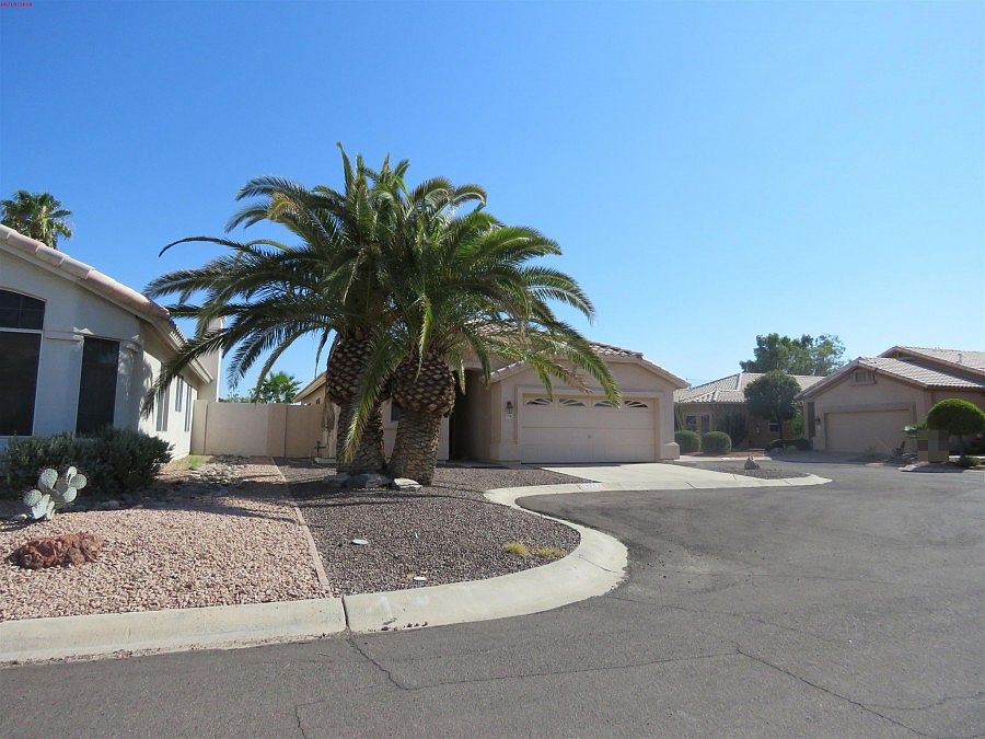 2nd image of 11541 W Cottontail Ct