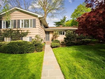905 Sylvan Ln, Mamaroneck, NY, 10543