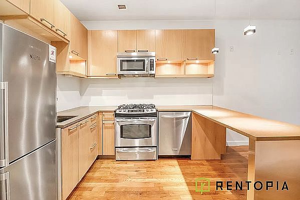 1st image of 330 E 119th St APT 7C