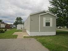1st image of 1400 Roslyn Dr #48