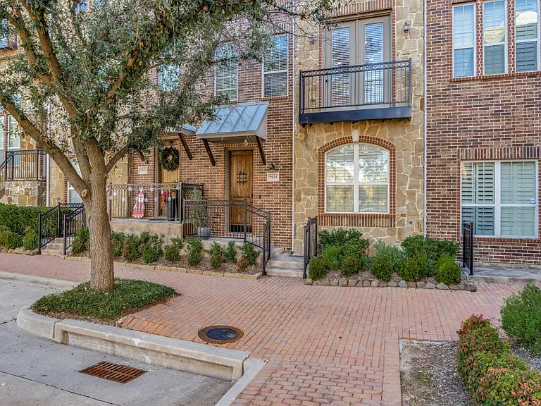 7935 Osborn Pkwy — Photo 30