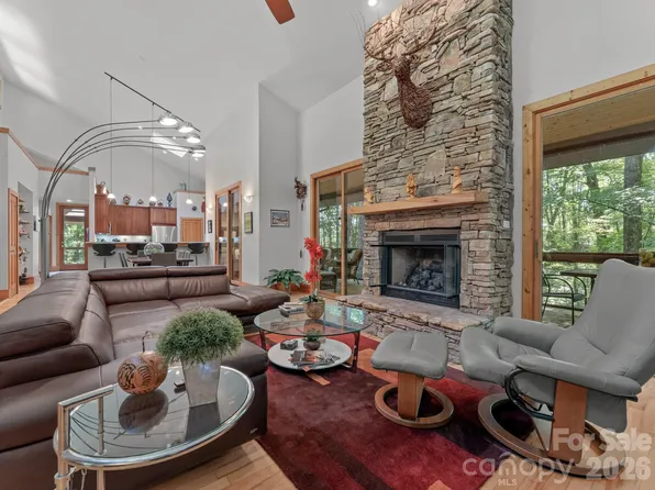 1370 Salola Ln, Brevard, NC 28712