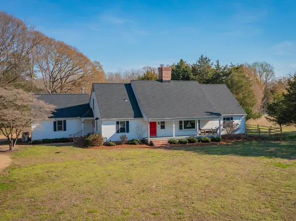 354 Greenfield Rd, Lancaster, VA 22503