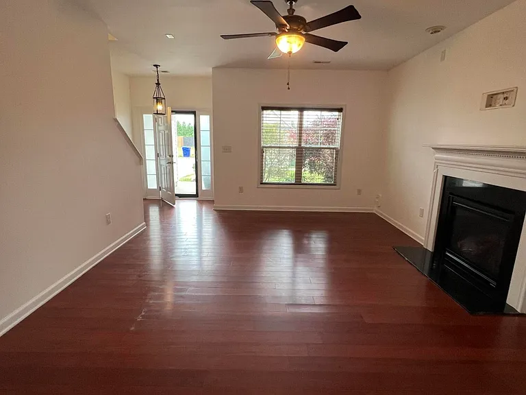 608 Cheltenham Dr — Photo 20