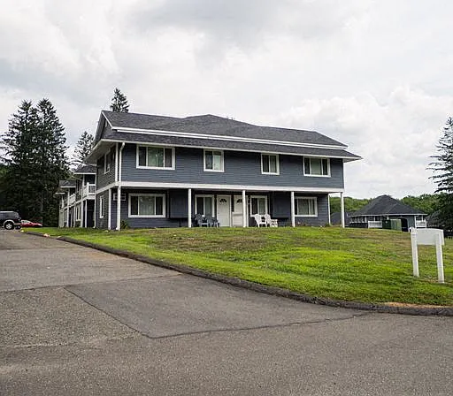 Woodbury Knoll — Photo 17