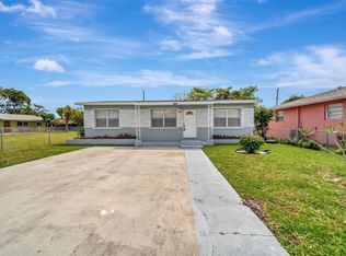 5400 Plunkett St, Hollywood, FL 33021
