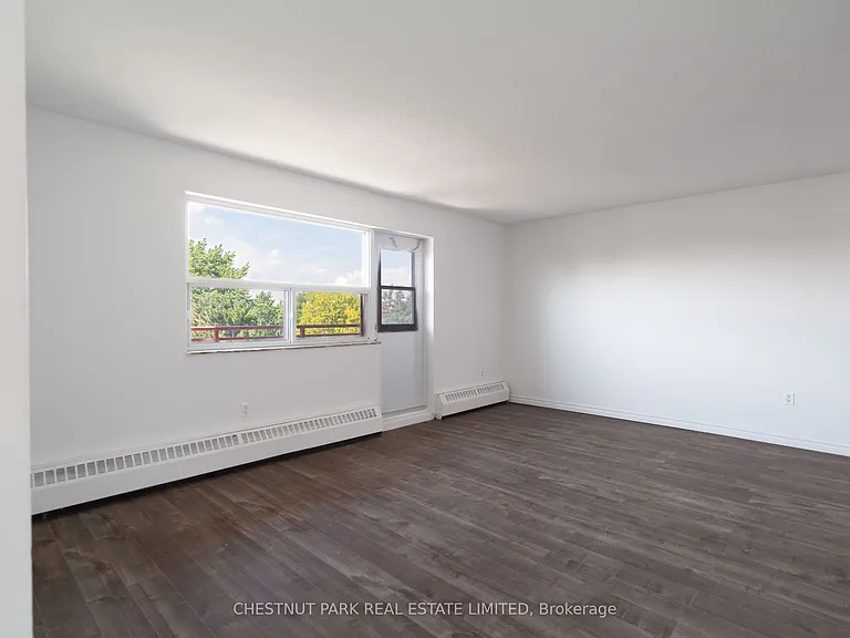 888 Glen St #503 — Photo 10