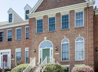 46504 Lynnhaven Sq, Sterling, VA 20165