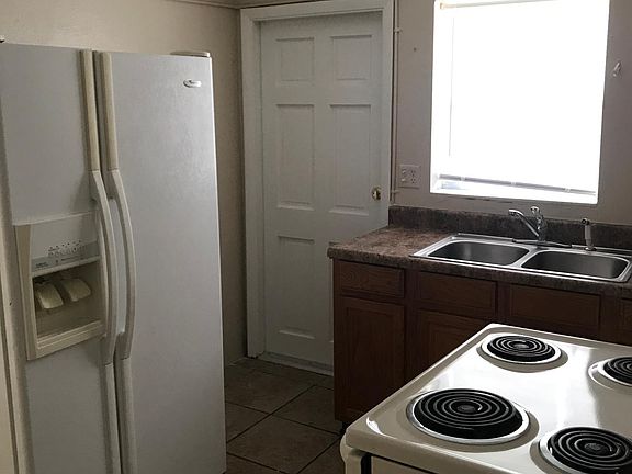 2nd image of 815 Florida Ave #815