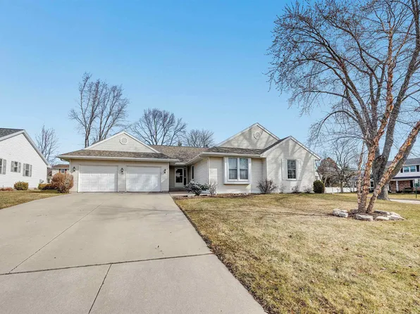 185 Lebrun St, Allouez, WI 54301