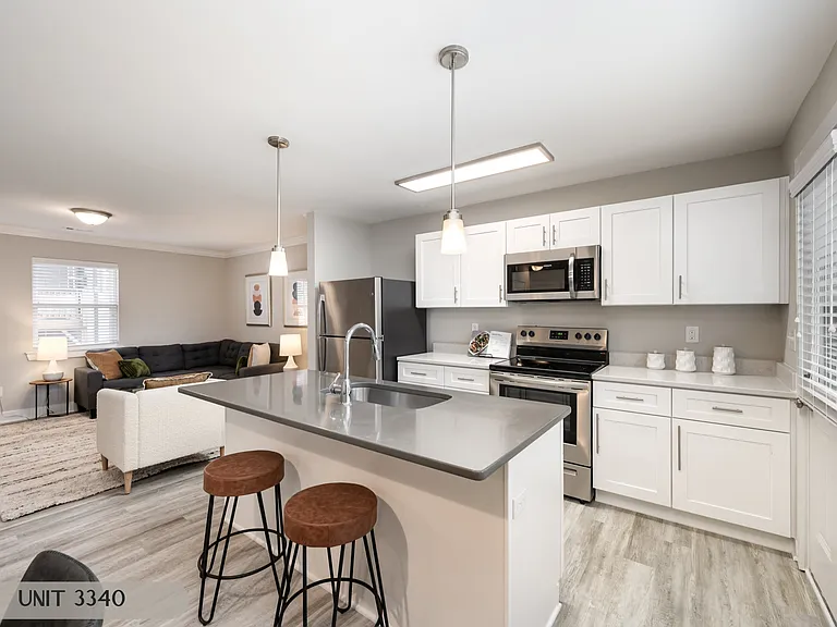 3340 Washburn Ave — Photo 16