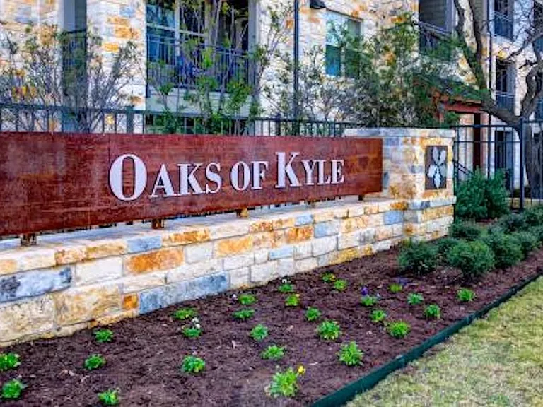 Oaks of Kyle — Photo 31
