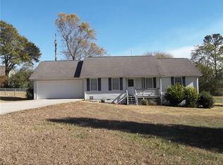 1097 Chandler Heights Cir, Alto, GA 30510