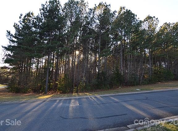 3rd image of 4001 Deer Park Ln #271A