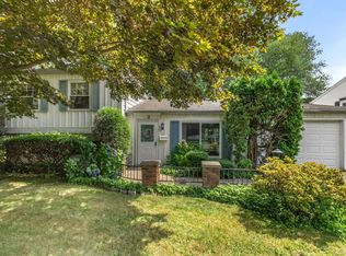 3 Eleanor Ln, Norwalk, CT 06850
