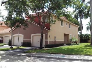 3876 San Simeon Cir, Weston, FL 33331