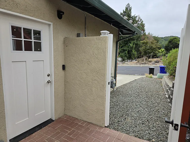 Victor St — Photo 15