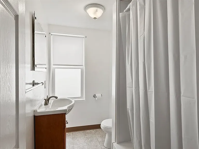 115 Sagamore Ave #1 — Photo 23