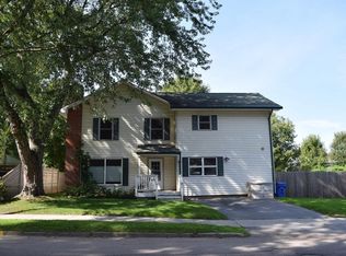 472 Ethan Allen Pkwy, Burlington, VT 05408