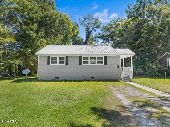 523 New River Drive, Jacksonville, NC 28540