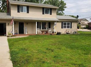 1435 Denver Ave, Waterford, MI
