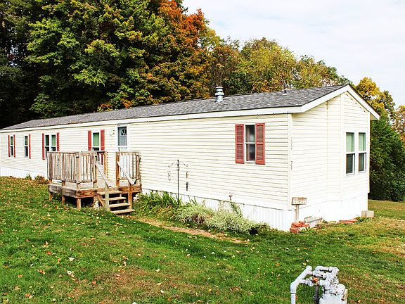 3rd image of 600 Woodside Ln