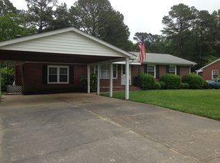 28 Ridge Rd, Blackstone, VA 23824