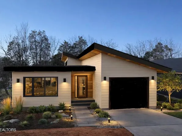 2335 Rock Gardens Dr, Sevierville, TN 37876