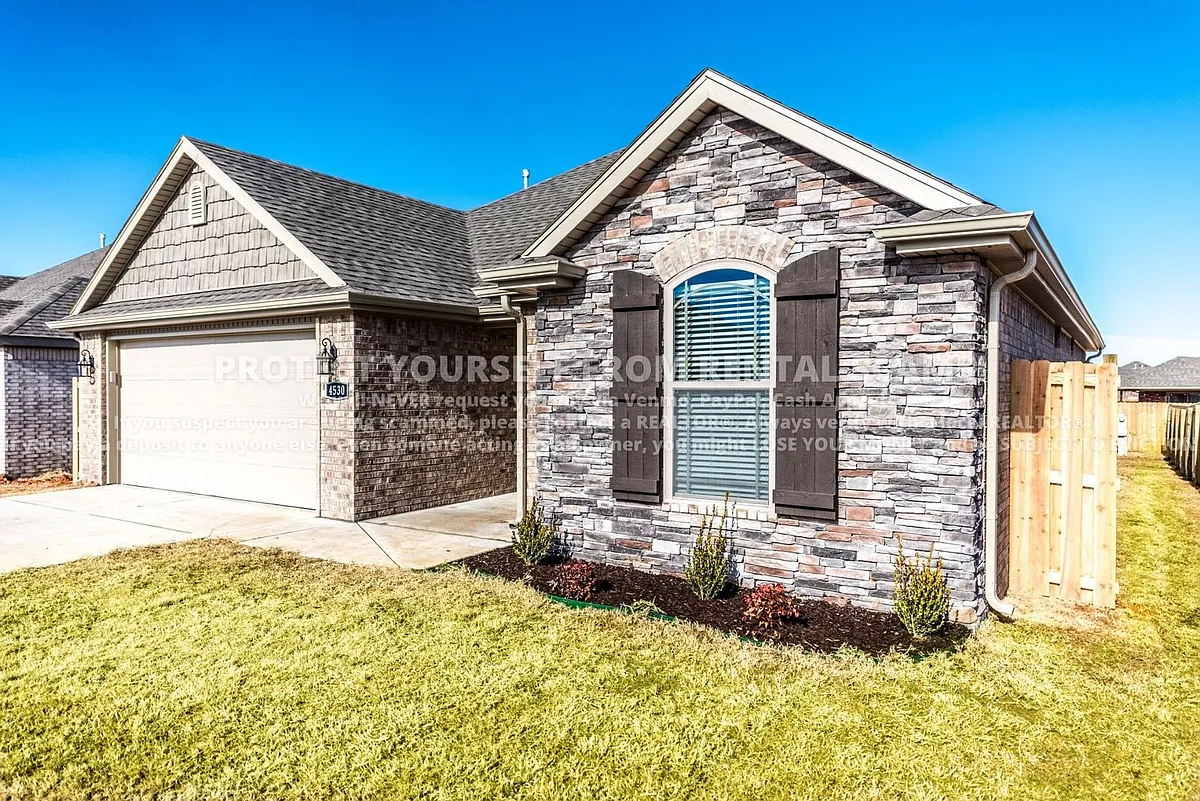 Building Photo - 4530 W Divide Dr