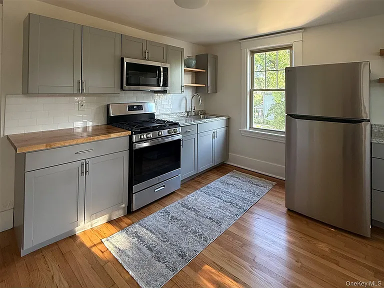 66 Worrall Ave #3 — Photo 1