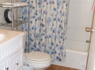 138 Chestmont Dr, Ardmore, OK 73401