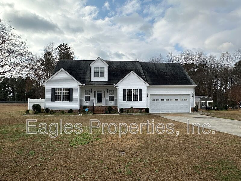 1st image of 105 Phillip Ct
