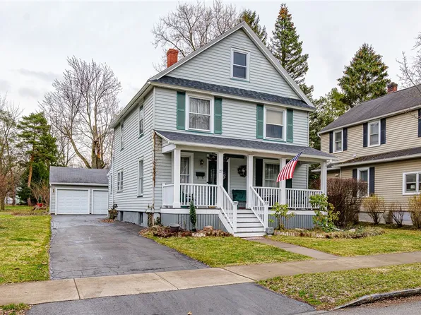 27 South Ave, Fairport, NY 14450