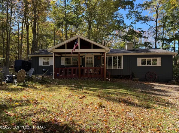 108 Sundance Dr, Pocono Lake, PA 18347