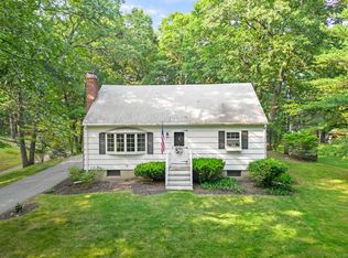 12 Molloy Rd, Georgetown, MA 01833