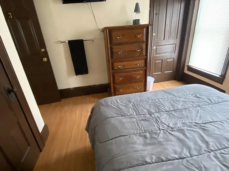 813 10th St #2 — Photo 36