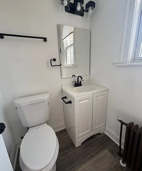 122 E Sibley St — Photo 10