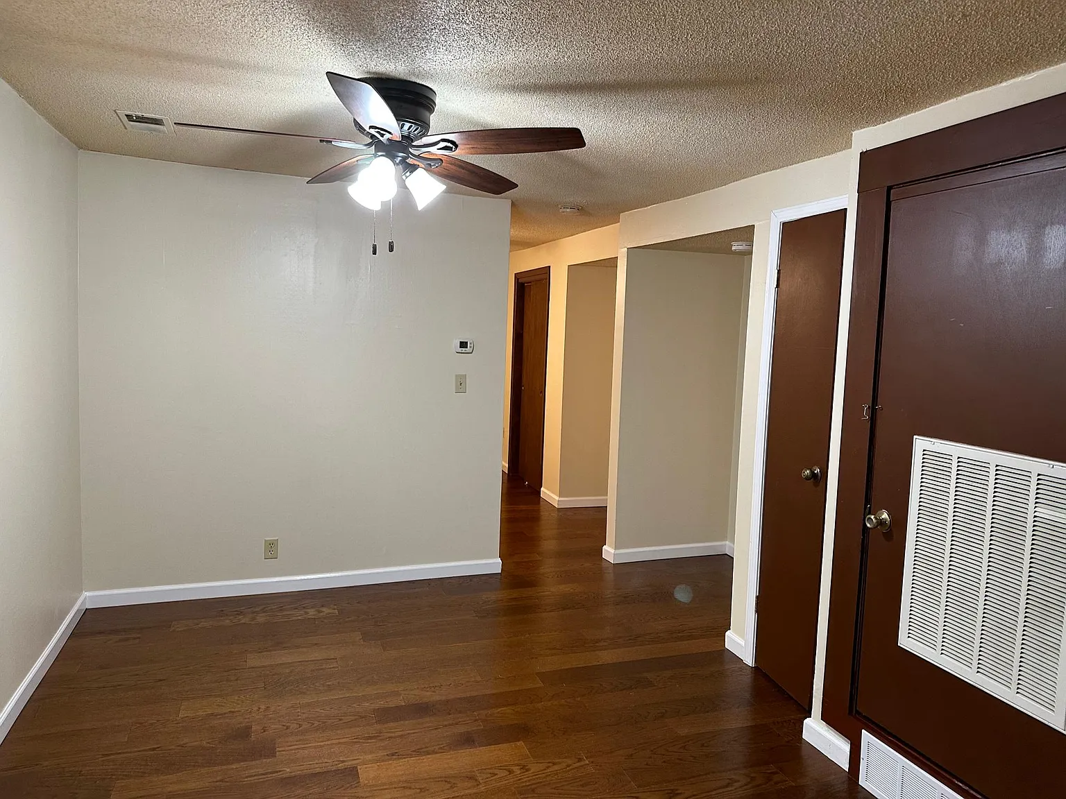 1 bed, 700 sqft, $850 — Photo 3