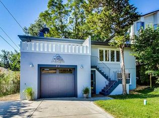 23 Shore Dr, Portage, IN 46368