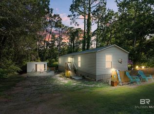 1417 Ridgewood Dr, Lillian, AL 36549