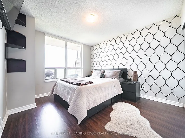 17 Barberry Pl #808 — Photo 32