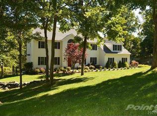 51 Bedell Rd, Katonah, NY 10536