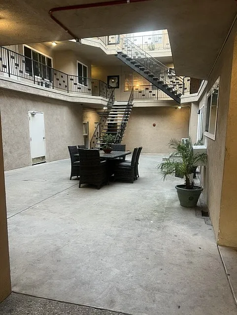 Building Photo - 5738 Whitsett Ave #102