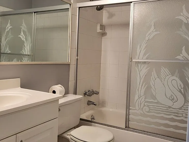 2721 Hidden Lake Blvd #C — Photo 20