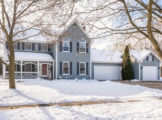 1118 Millview Dr, Batavia, IL 60510