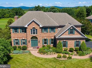 2804 Dewberry Rd, York, PA 17404