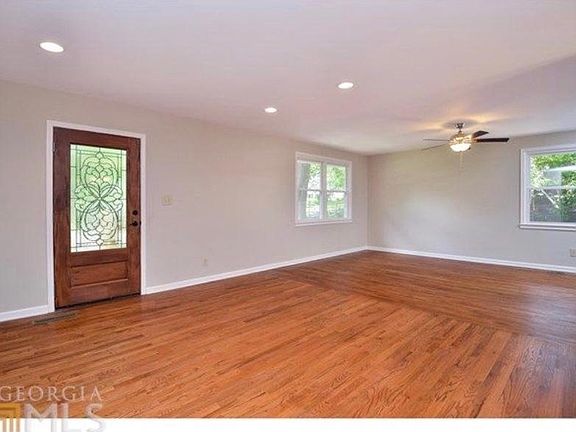 2nd image of 2659 Hughes St SE