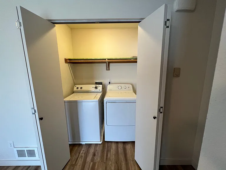 805 E White Birch Ave — Photo 8