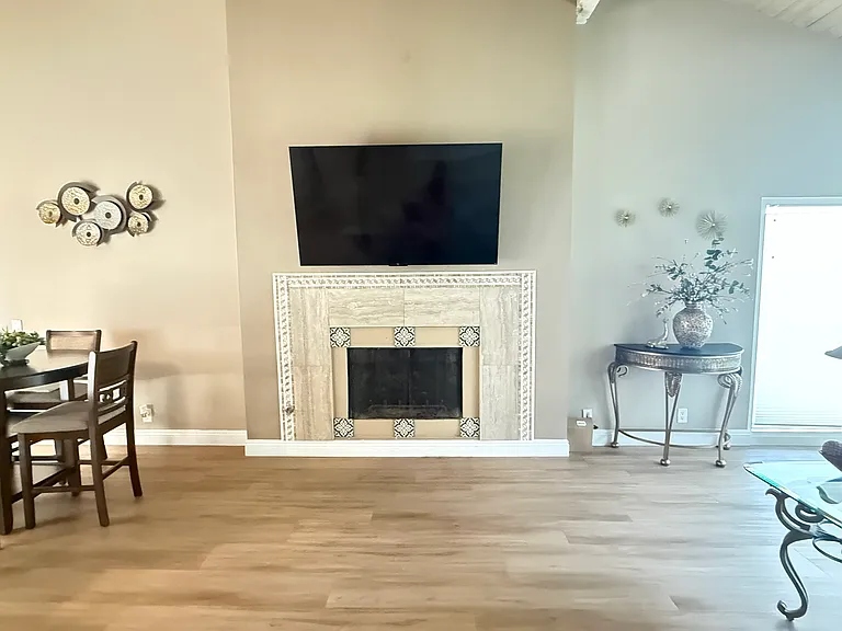 46632 Arapahoe #B — Photo 8
