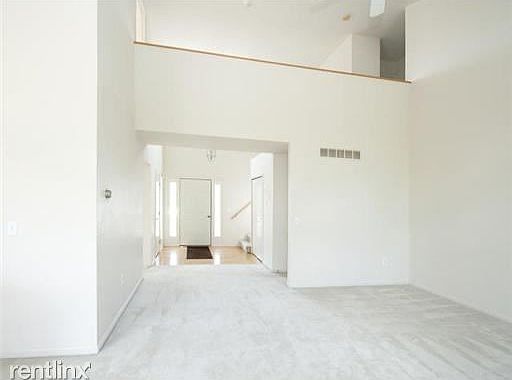 3401 Strand 3